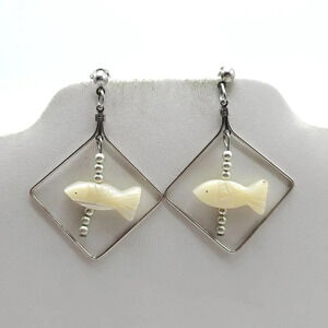 Zuni Sterling Silver Fish Earrings With MOP Pearl Accents Geometric Frame Design